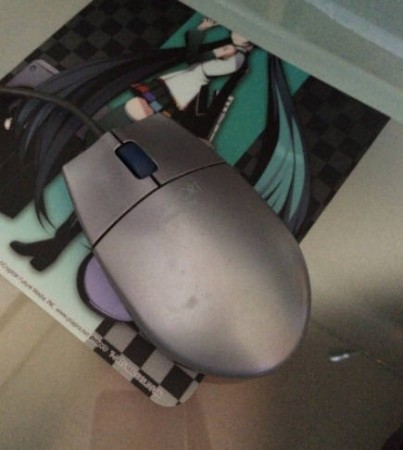 廃材置き場にあったマウス・・